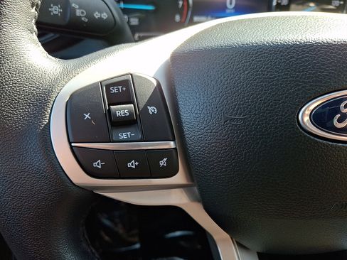 Certified 2023 Ford Explorer XLT image 21