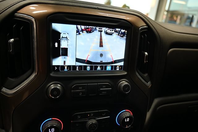 Used 2022 Chevrolet Silverado 2500 High Country w/ Technology Package AWD/4WD image 19
