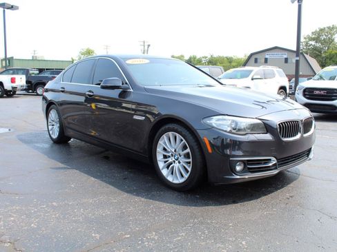 Used 2016 BMW 528i xDrive Sedan AWD/4WD image 3