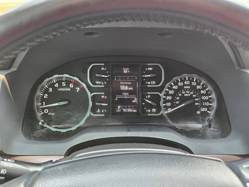 Used 2018 Toyota Tundra Limited AWD/4WD image 34