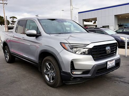 Certified 2023 Honda Ridgeline RTL image 1