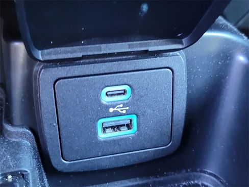 Used 2025 Ford Bronco Big Bend image 21