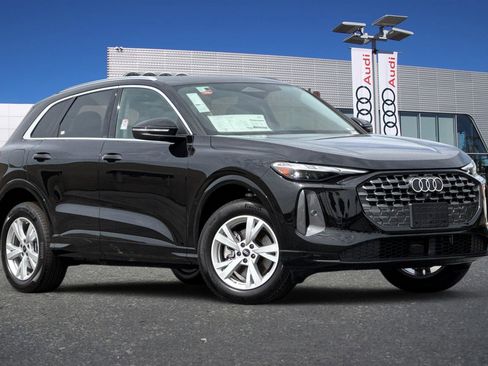 New 2025 Audi Q5 Premium image 2