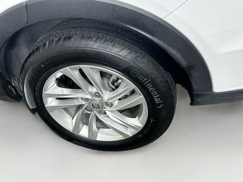 Used 2025 Buick Envista Preferred image 11