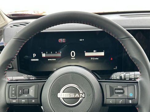 New 2026 Nissan Kicks SR w/ Cold Weather Package image 17