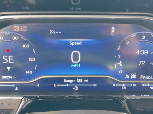 Used 2025 Chevrolet Silverado 2500 LT w/ Convenience Package image 17