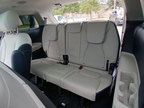 New 2026 Kia Carnival SX Prestige FWD image 24