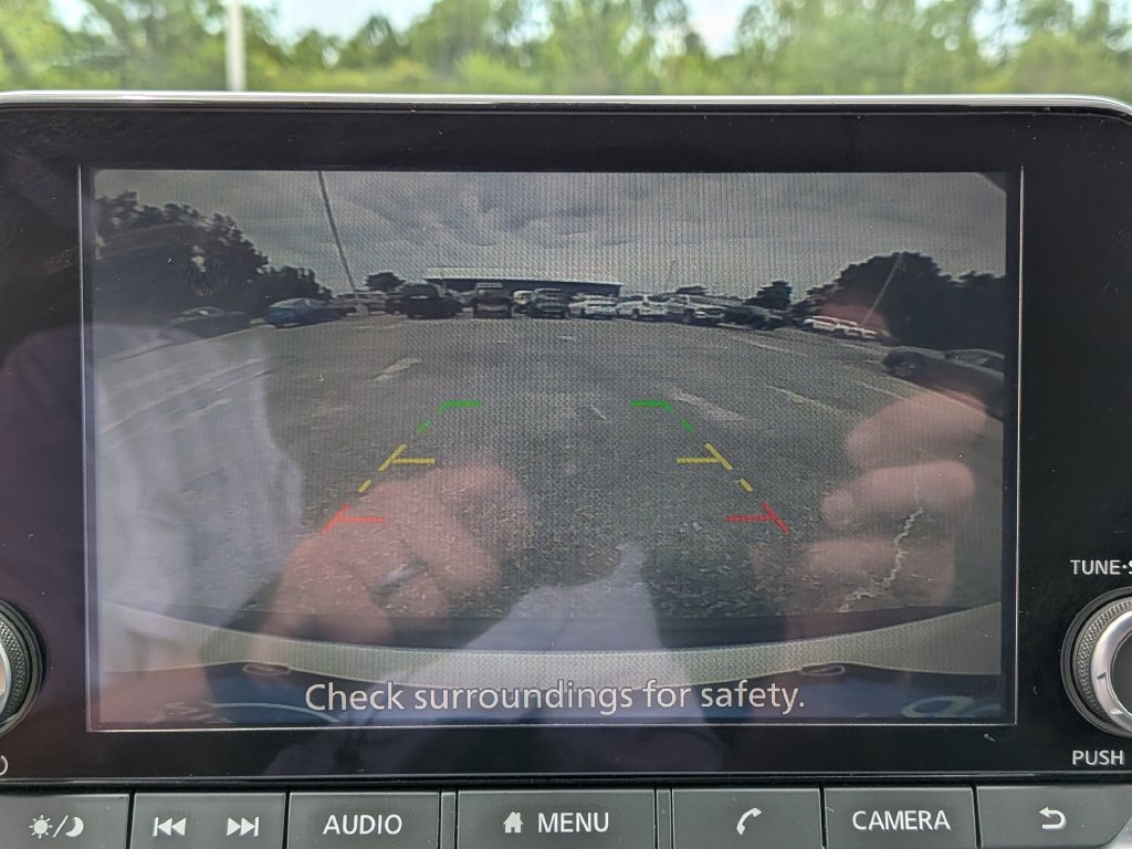 Used 2023 Nissan Rogue SV FWD image 27