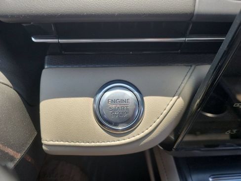 Used 2024 Lincoln Nautilus Premier w/ Equipment Group 102A AWD/4WD image 16