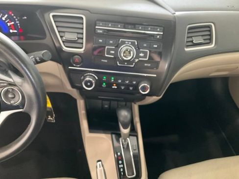 Used 2013 Honda Civic LX image 11