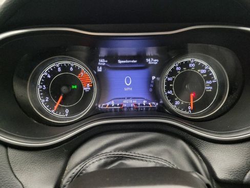 Used 2021 Jeep Cherokee Latitude Lux w/ Comfort/Convenience Group image 23