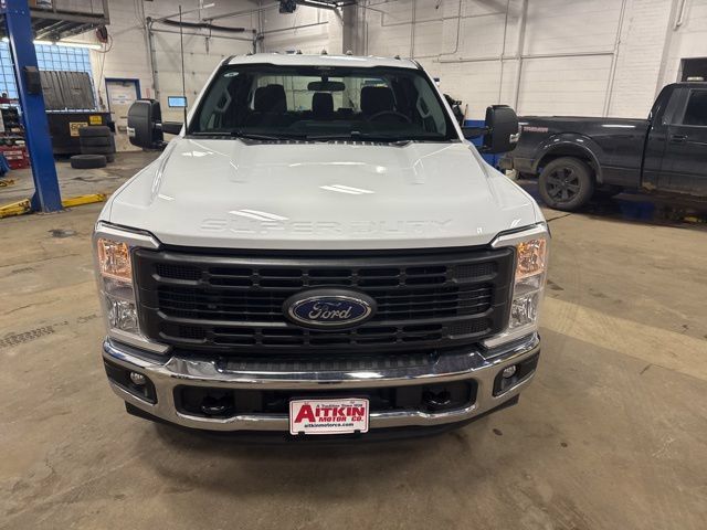 Used 2024 Ford F350 XL w/ XL Chrome Package RWD image 2