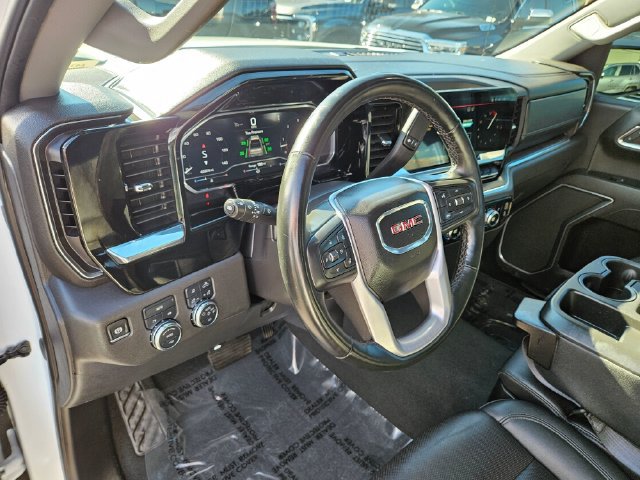 Used 2025 GMC Sierra 1500 SLT AWD/4WD image 23