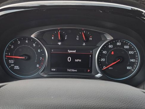 Used 2023 Chevrolet Traverse LT image 16