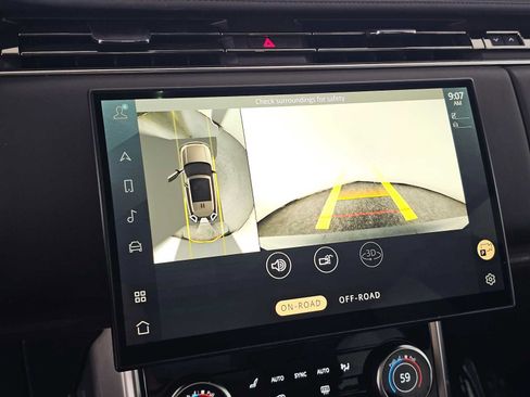 Certified 2023 Land Rover Range Rover SE AWD/4WD image 27