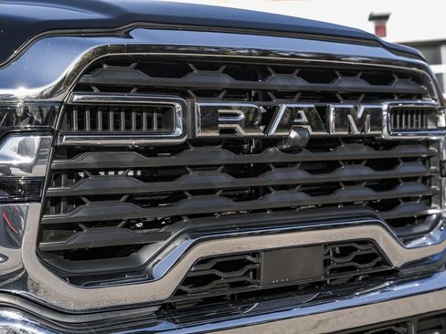 New 2026 RAM 2500 Tradesman w/ Chrome Appearance Group image 10