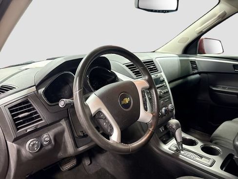 Used 2012 Chevrolet Traverse LT FWD image 10