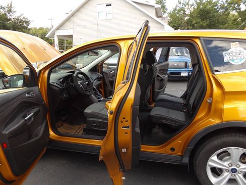 Used 2016 Ford Escape SE AWD/4WD image 12