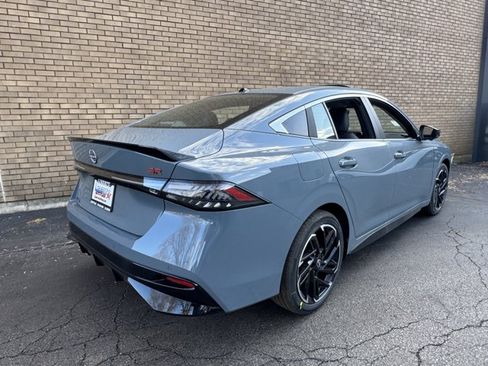 New 2026 Nissan Sentra SR w/ SR Premium Package FWD image 15