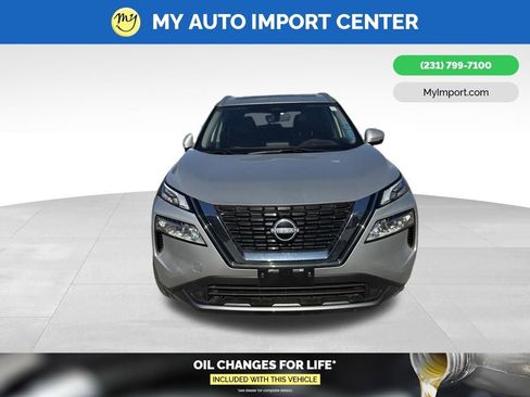 Used 2023 Nissan Rogue SL AWD/4WD image 2