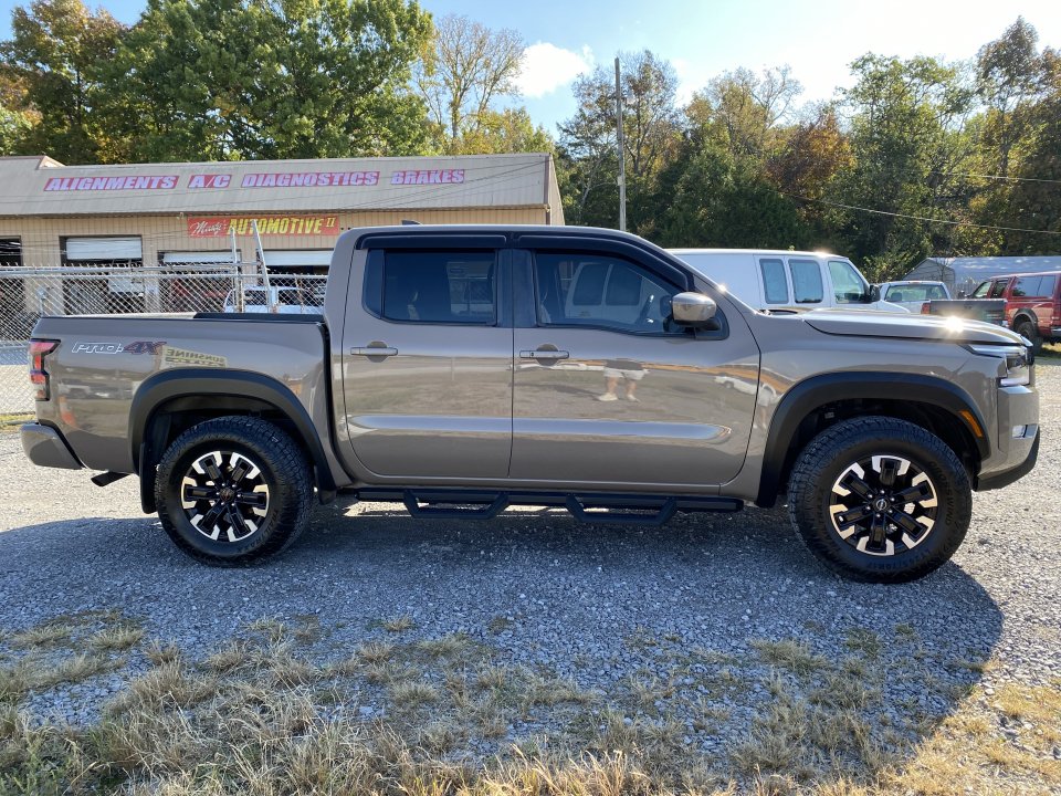 Used 2023 Nissan Frontier PRO-4X w/ Tow Package AWD/4WD image 4