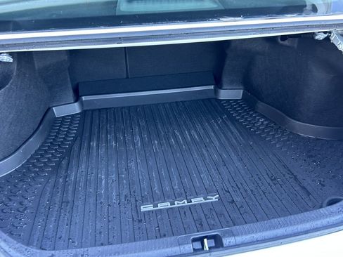 Used 2025 Toyota Camry LE image 11