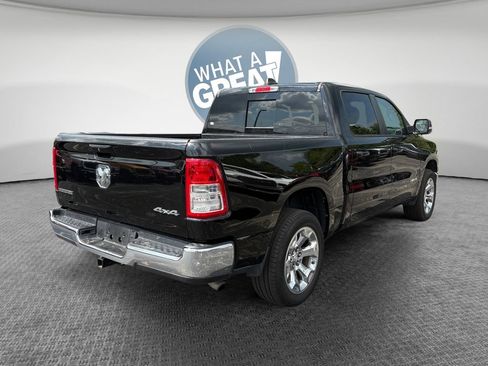 Used 2022 RAM 1500 Big Horn AWD/4WD image 3