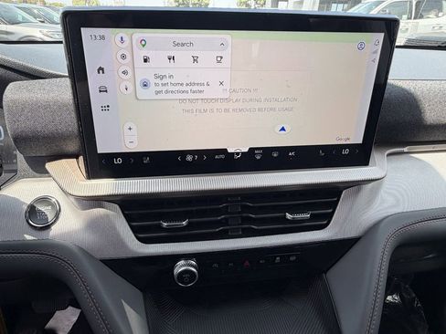 New 2026 Ford Explorer Active w/ Active Comfort Package RWD image 27