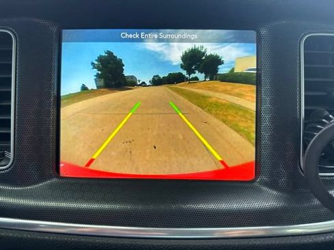 Used 2018 Dodge Charger SXT Plus RWD image 11