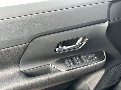 New 2026 Nissan Kicks SV w/ SV Premium Package image 10