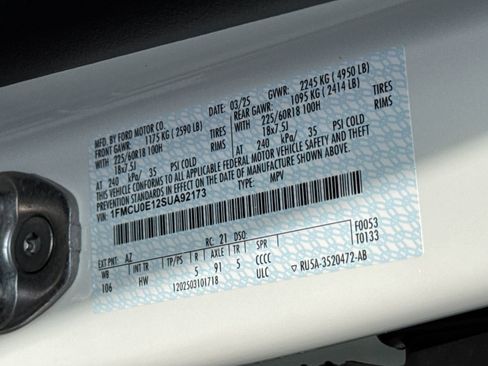 New 2025 Ford Escape SE image 36