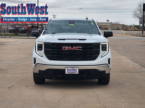 Used 2024 GMC Sierra 1500 Pro w/ Pro Value Package image 6