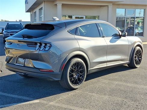 Certified 2021 Ford Mustang Mach-E Select w/ Comfort/Technology Package image 6