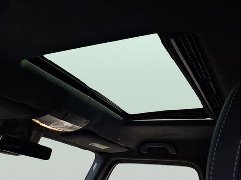 Used 2025 Mercedes-Benz G 550 image 16