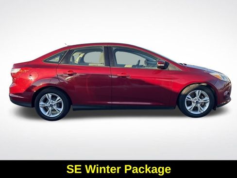 Used 2014 Ford Focus SE w/ SE Winter Package image 10
