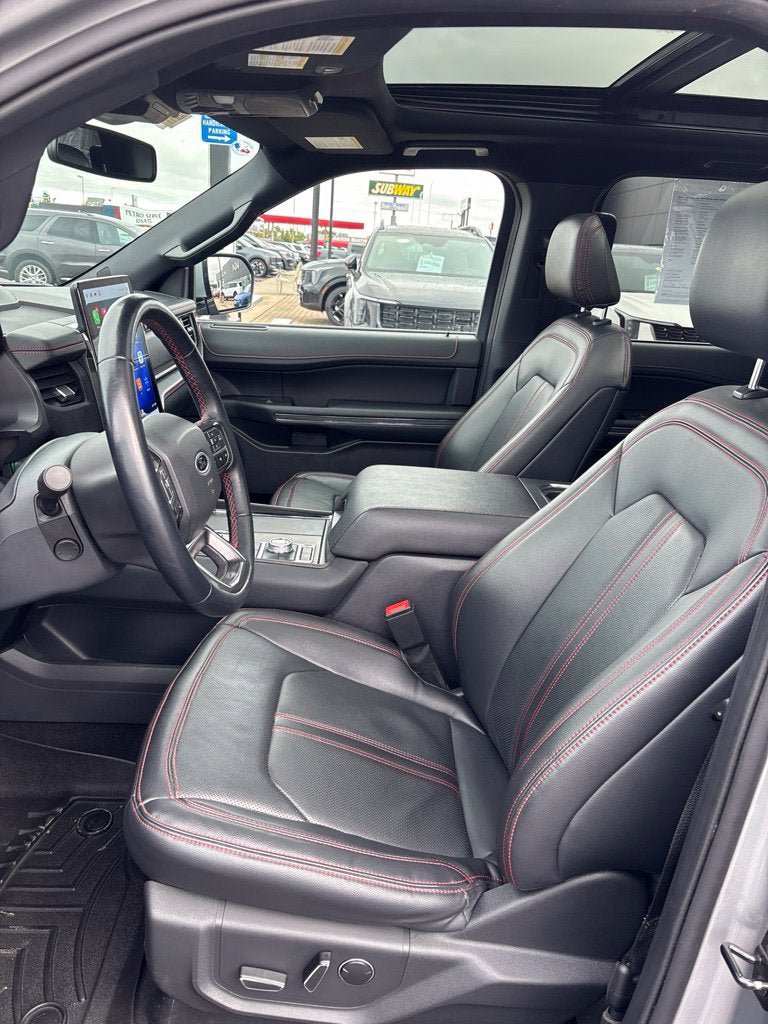 Used 2024 Ford Expedition Max Limited AWD/4WD image 13