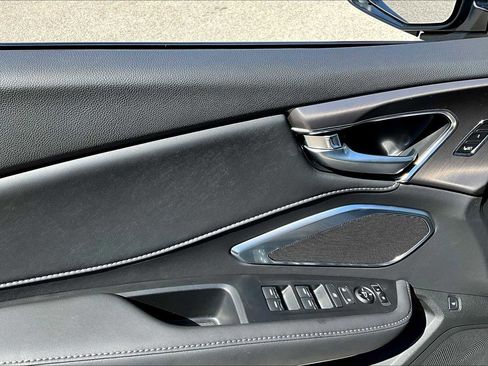 Certified 2025 Acura RDX image 10