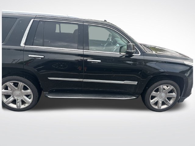 Used 2020 Cadillac Escalade Luxury RWD image 6