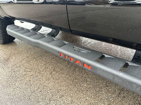 Certified 2022 Nissan Titan PRO-4X w/ Pro-4x Convenience Package image 41