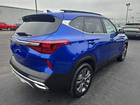 Used 2023 Kia Seltos S w/ Navigation Package AWD/4WD image 8