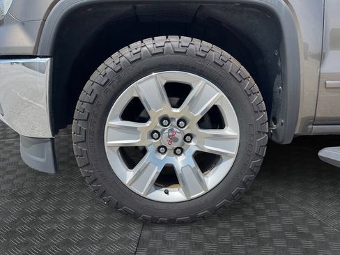 Used 2015 GMC Sierra 1500 SLE w/ SLE Value Package AWD/4WD image 9