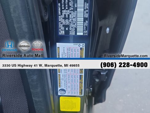 Used 2024 Toyota 4Runner SR5 AWD/4WD image 14
