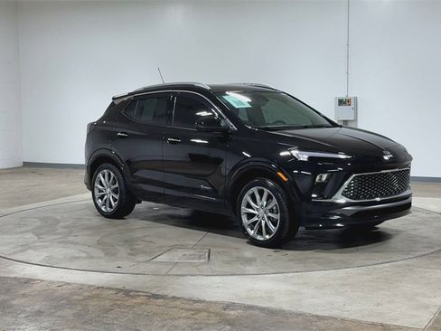 Used 2024 Buick Encore GX Avenir w/ Avenir Technology Package image 3