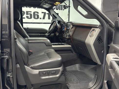 Used 2013 Ford F350 Lariat w/ Lariat Chrome Pkg image 14
