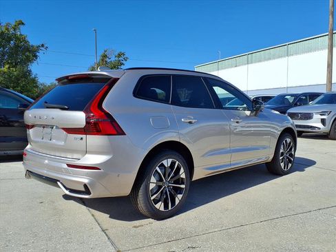 New 2026 Volvo XC60 B5 Plus w/ Protection Package Premier image 7