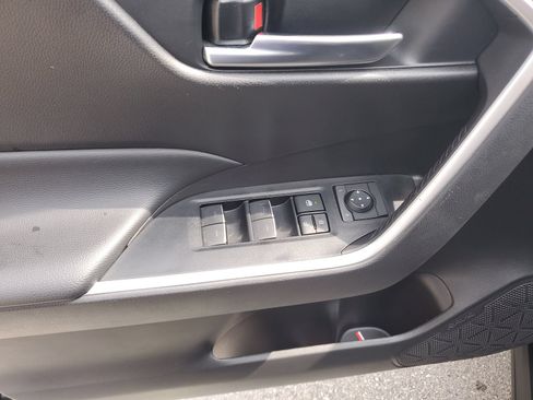 Certified 2025 Toyota RAV4 XLE AWD/4WD image 21