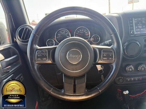 Used 2018 Jeep Wrangler Unlimited Rubicon image 16