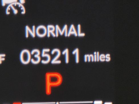 Certified 2023 Honda HR-V Sport image 31