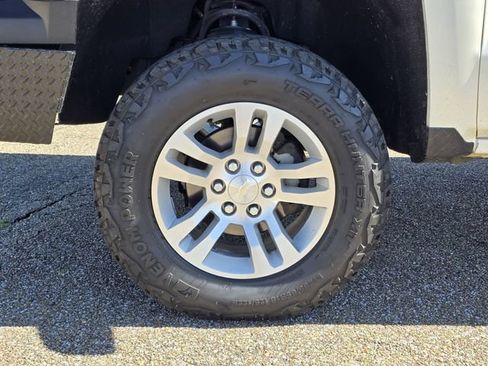 Used 2015 Chevrolet Silverado 1500 LTZ w/ LTZ Plus Package image 29