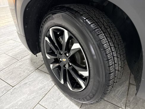 Used 2023 Chevrolet TrailBlazer LT w/ Convenience Package FWD image 34